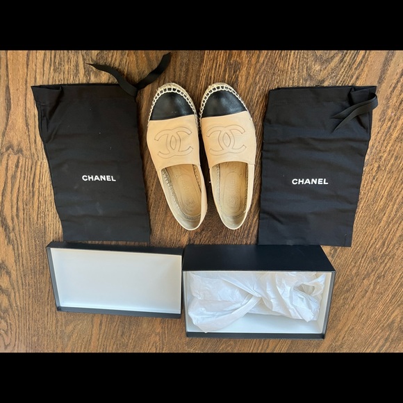 Chanel Classic Espadrilles - Picture 2 of 7